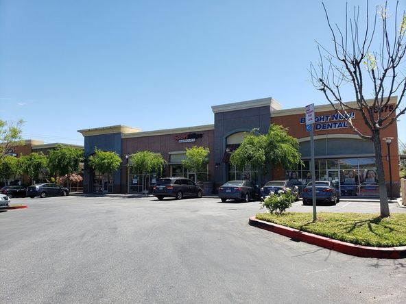 26495 Golden Valley Rd, Santa Clarita, CA 91350